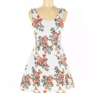 No Boundaries Women White Casual Dress